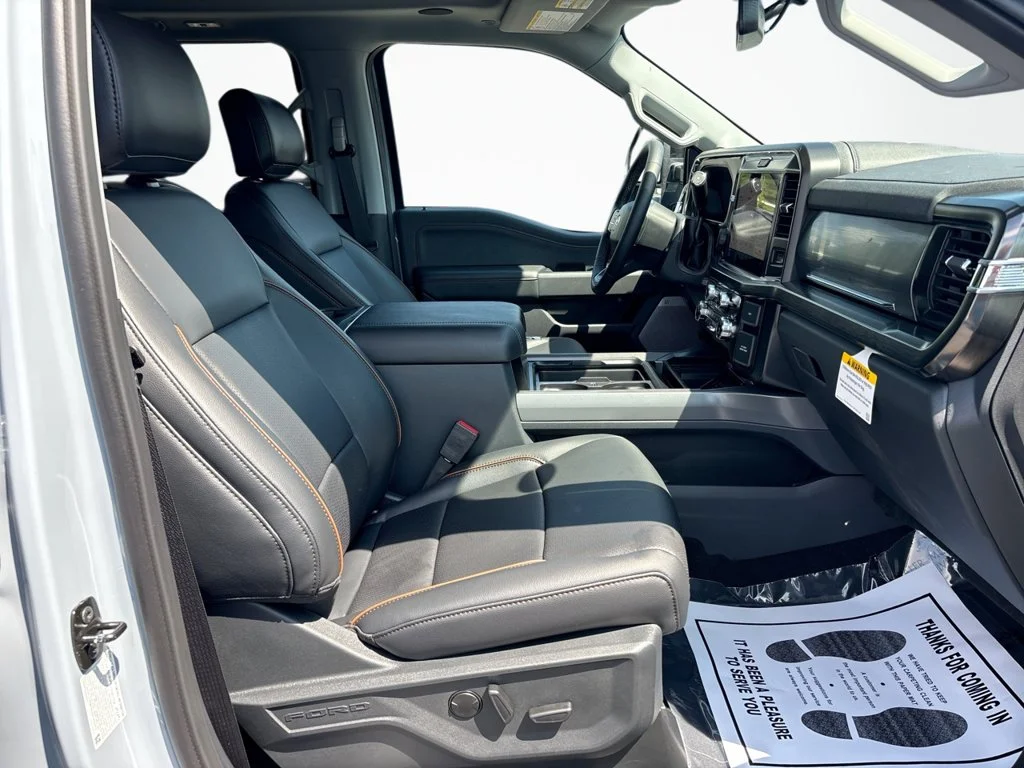 New 2026 Glacier Gray Metallic Tri-Coat Ford F-250® Lariat® image 13
