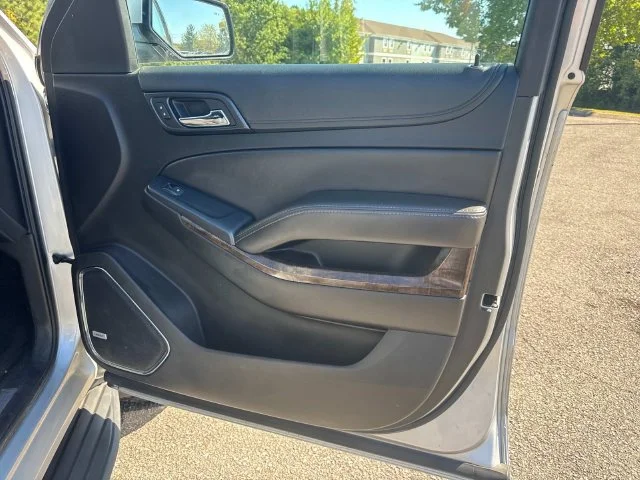 Used 2016 Silver Chevrolet LT image 17