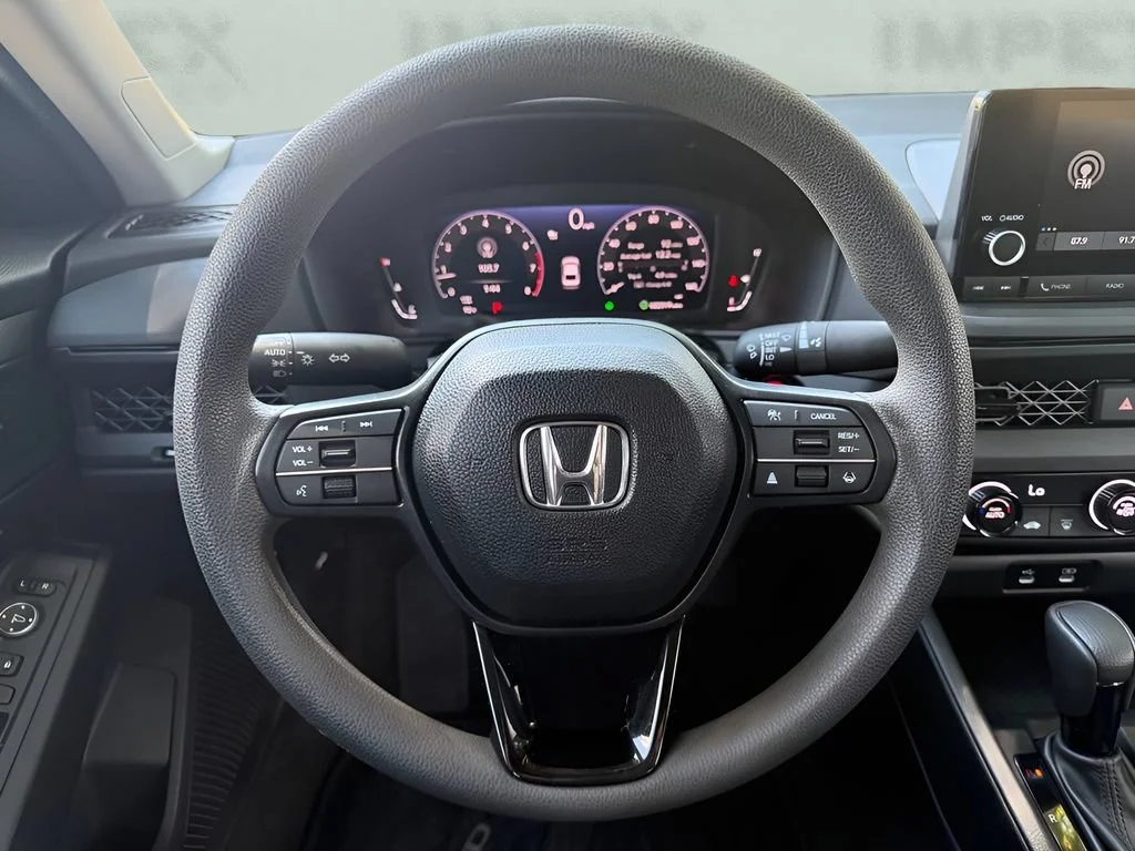 Used 2025 Black Honda LX image 13