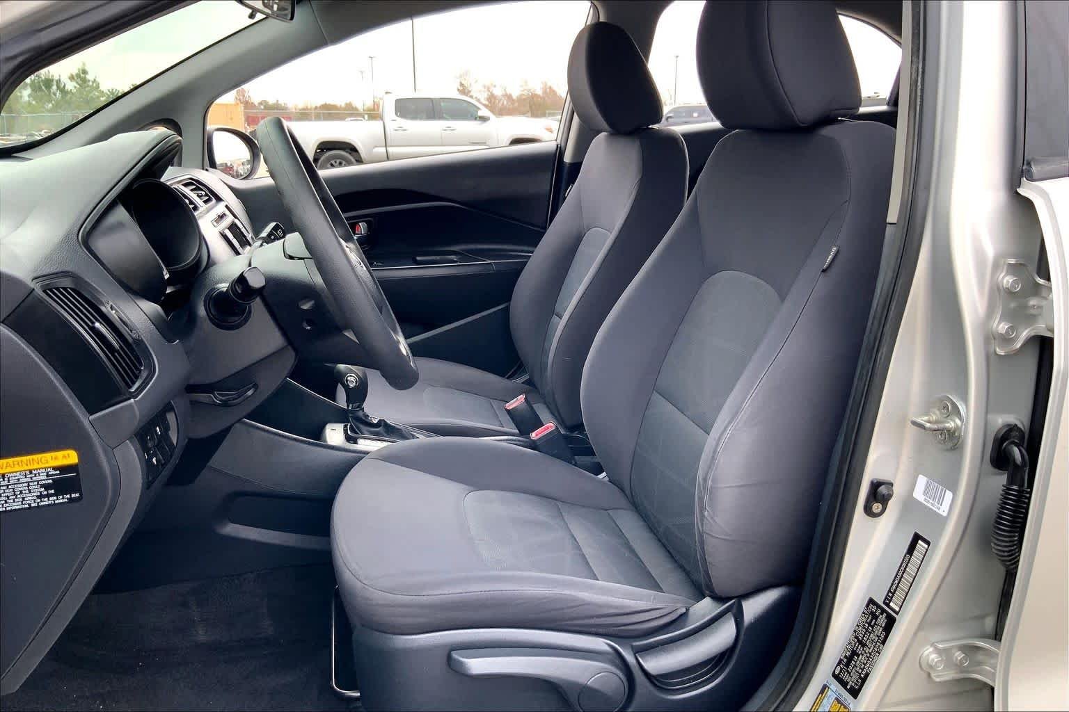 Used 2012 Bright Silver Kia LX image 8