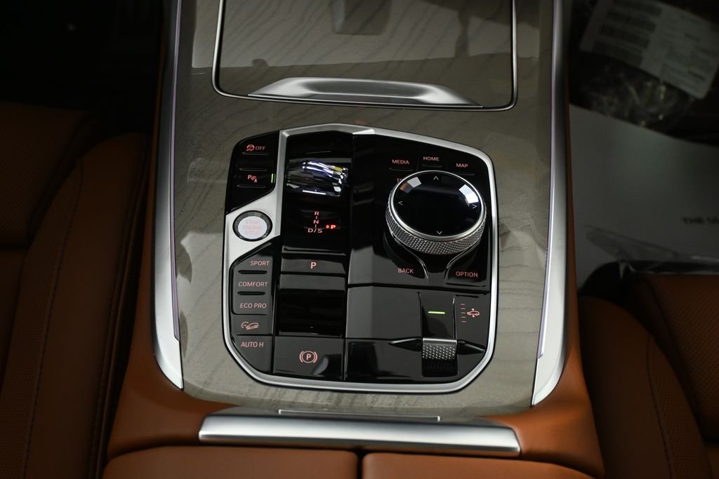 New 2027 Green Metallic BMW xDrive40i image 24
