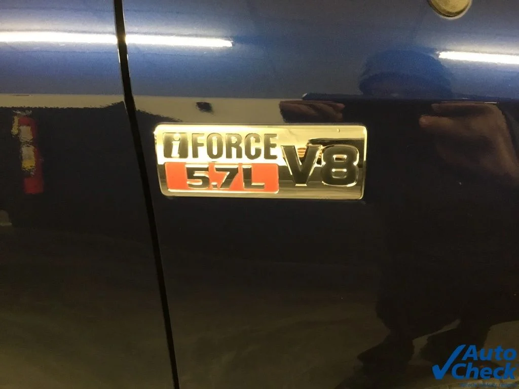 Used 2010 Blue Toyota Limited image 21