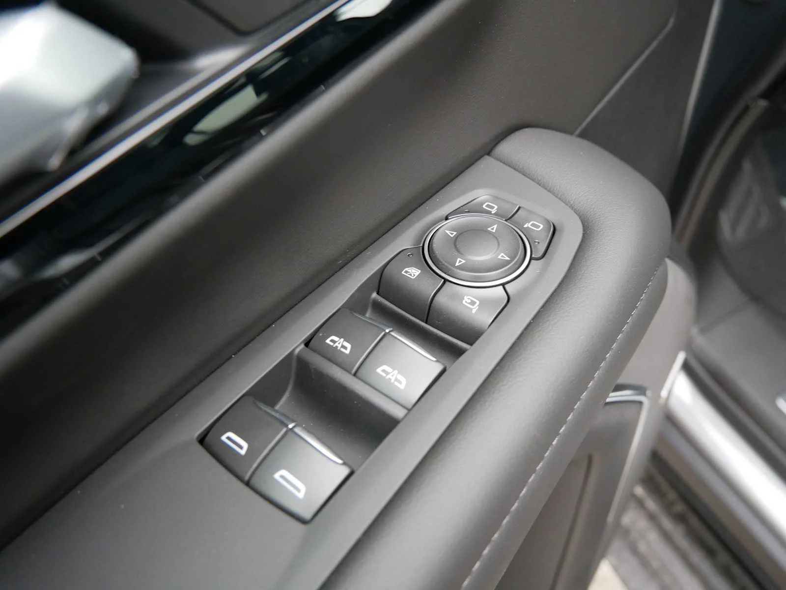 2026 Chevrolet Tahoe Premier - Photo 17