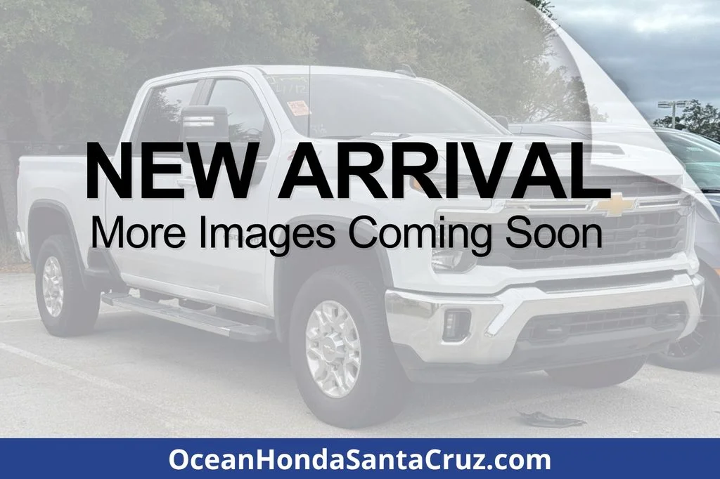 2025 Chevrolet Silverado HD LT 4WD Crew Cab Standard Box's photo