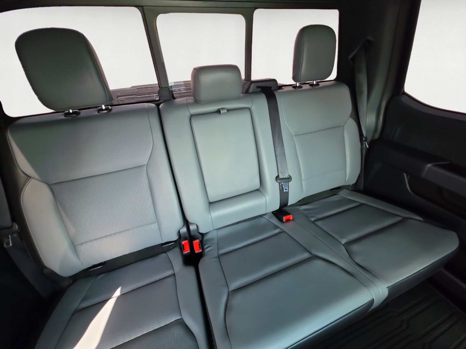 Used 2024 Blue Ford Lariat image 18