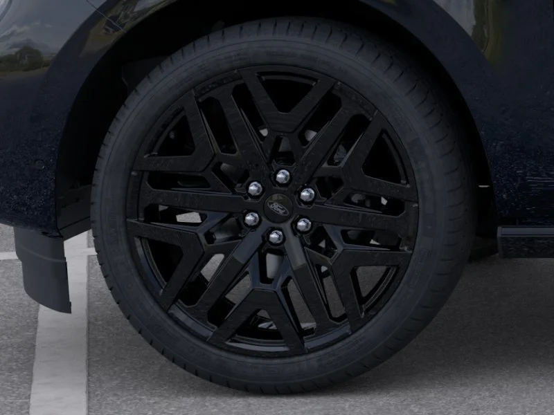 New 2026 Agate Black Metallic Ford Platinum image 19