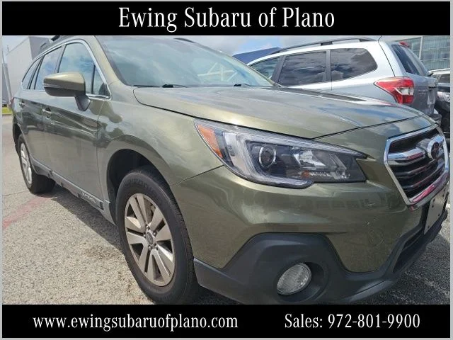 Used 2019 Green Subaru 2.5i Premium image 1
