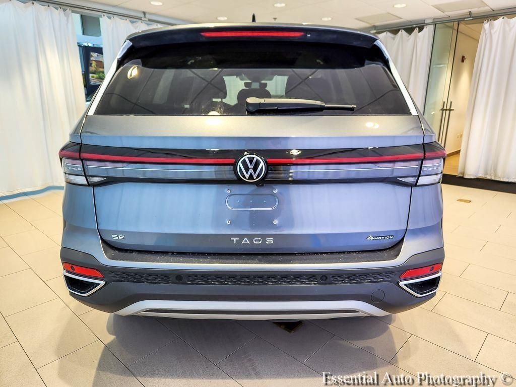 New 2026 Platinum Gray Metallic Volkswagen SE AWD image 4