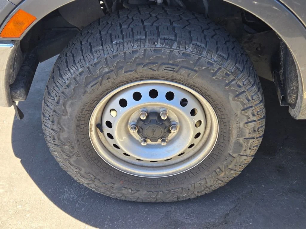 Used 2021 Carbonized Gray Ford XL image 3