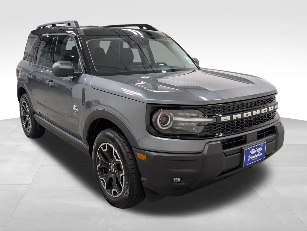 New 2026 Carbonized Gray Metallic Ford Outer Banks® image 18