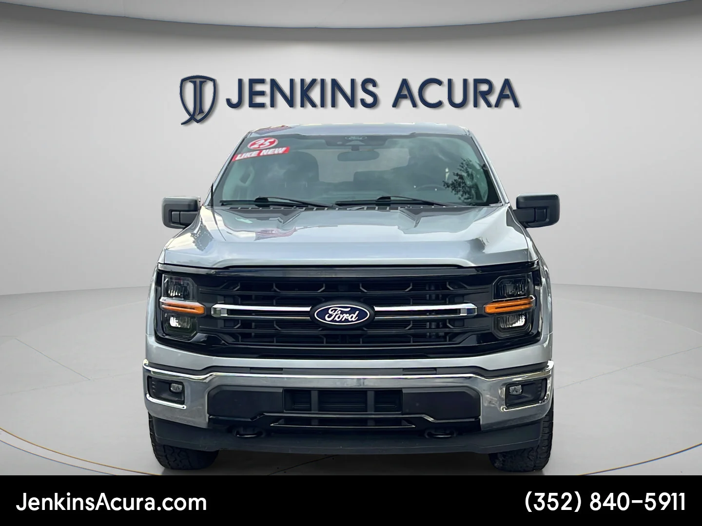 Used 2025 Silver Metallic Ford XLT image 8