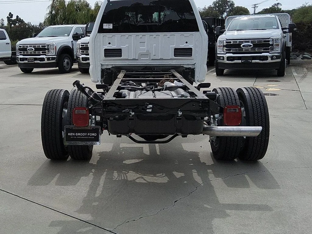 New 2026 Oxford White Ford XL image 21