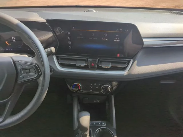 2025 Chevrolet Trailblazer LT - Photo 34