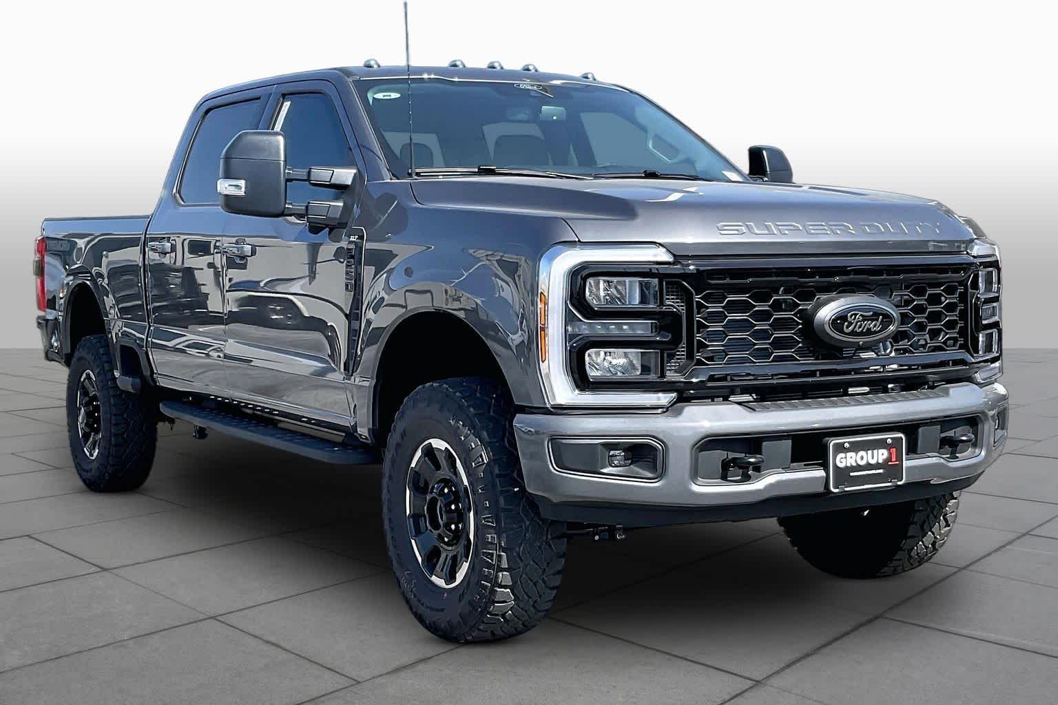 New 2026 Carbonized Gray Metallic Ford F-250® XLT image 2