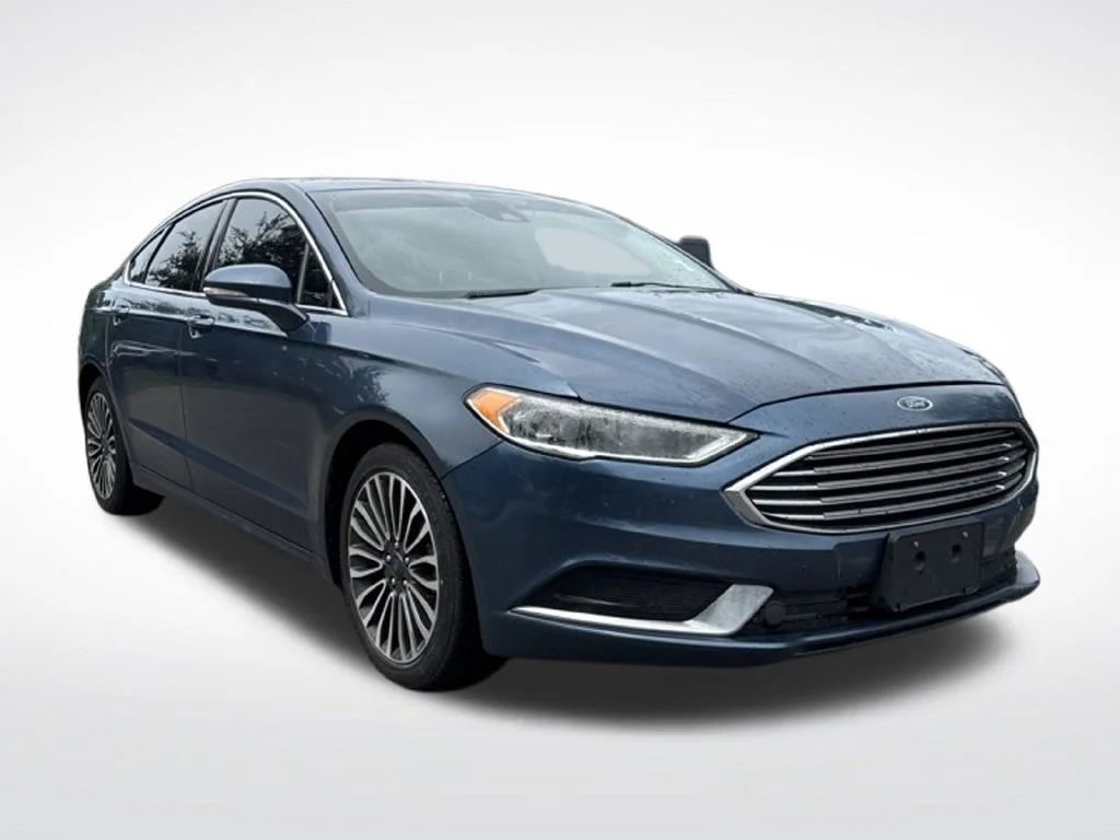 Used 2018 Ford Fusion SE with VIN 3FA6P0T93JR196989 for sale in Fort Pierce, FL