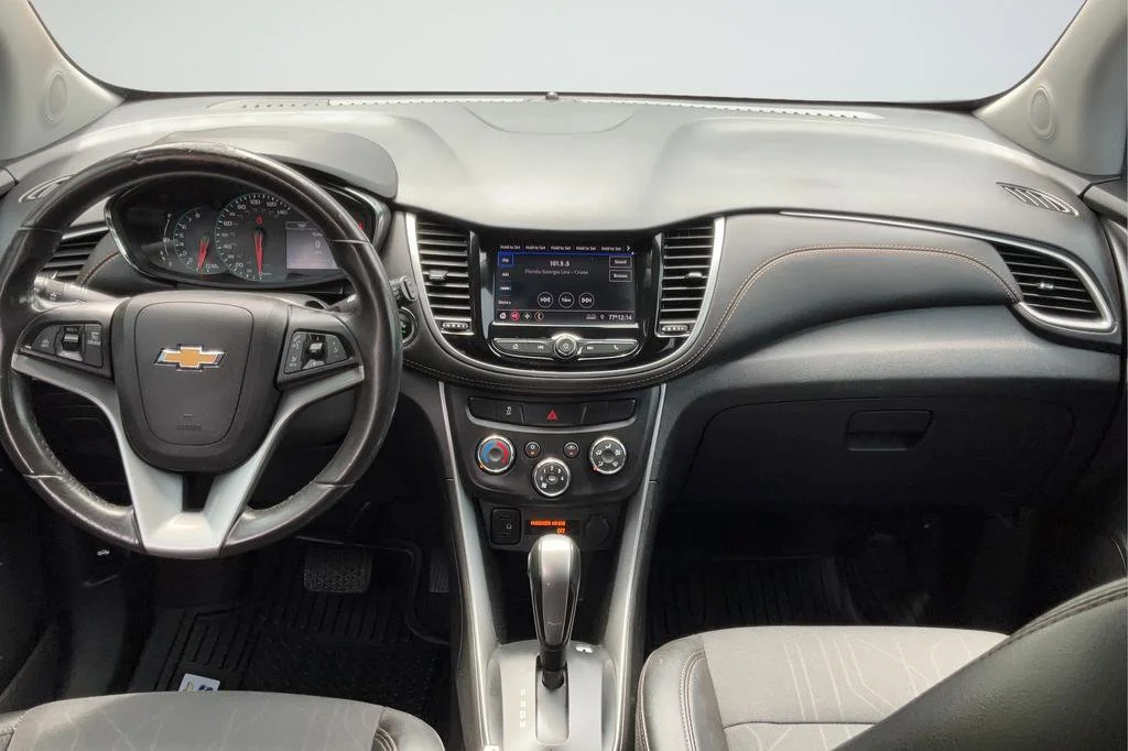 2022 Chevrolet Trax LT - Photo 12