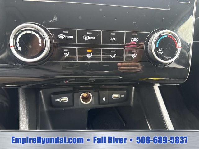 Used 2023 White Pearl Hyundai SEL image 26