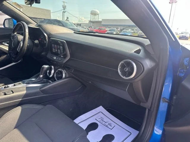 Used 2017 Hyper Blue Metallic Chevrolet SS image 10