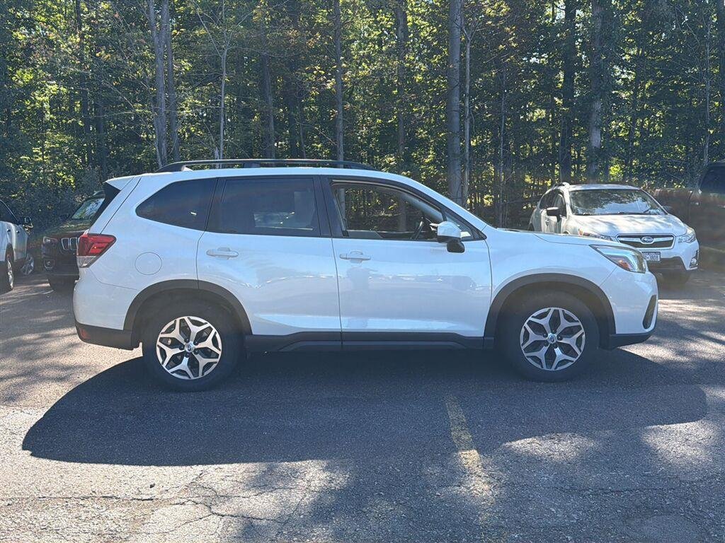 Used 2020 Crystal White Pearl Subaru Premium image 7