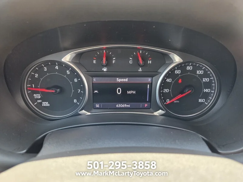 Used 2020 Red Quartz GMC FWD 4DR SLT image 22