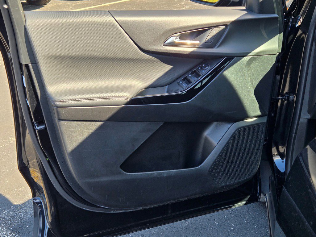 2025 Chevrolet Equinox LT - Photo 19