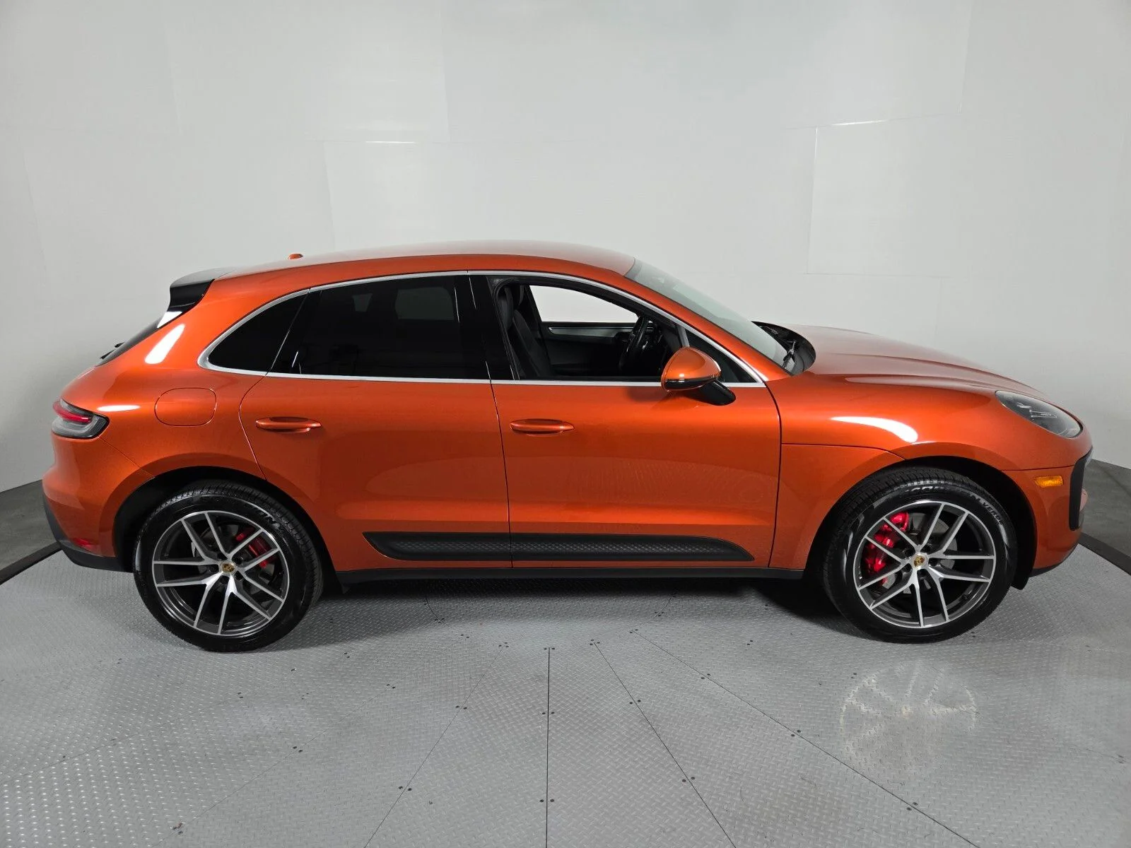Used 2022 Papaya Metallic Porsche S image 6