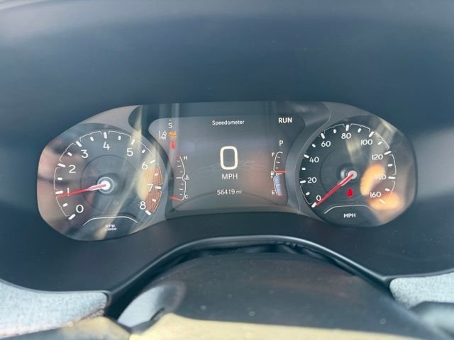 Used 2022 Silver Jeep Latitude Lux image 15