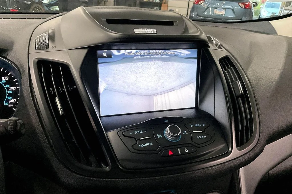 Used 2014 Gray Ford SE image 20