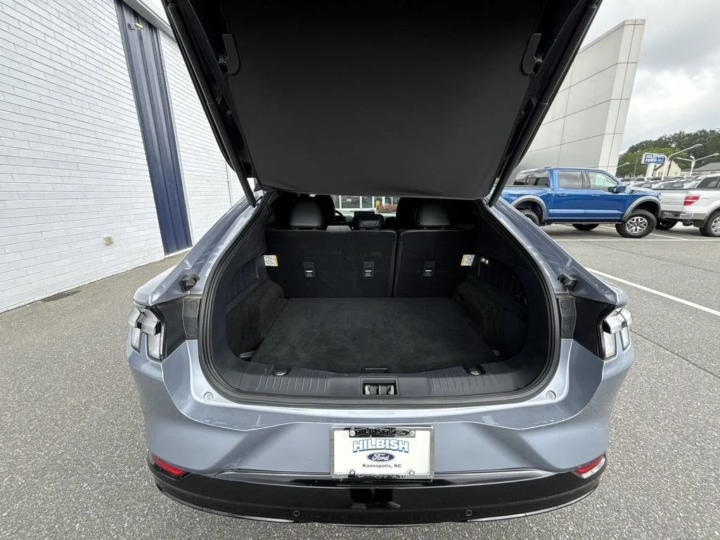 Used 2022 Blue Ford GT image 22
