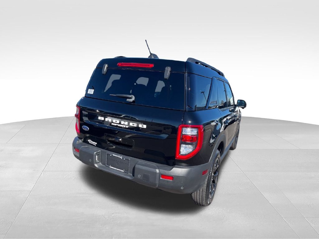 Used 2025 Black Ford Outer Banks image 5