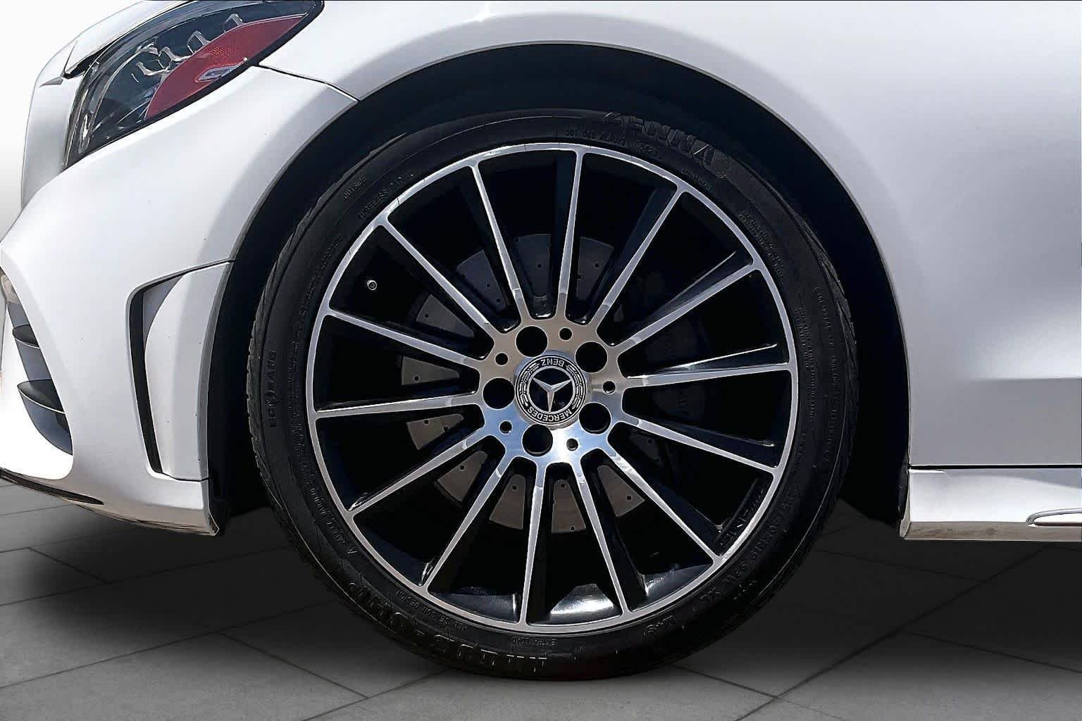 Used 2019 Polar White Mercedes-Benz C 300 image 10