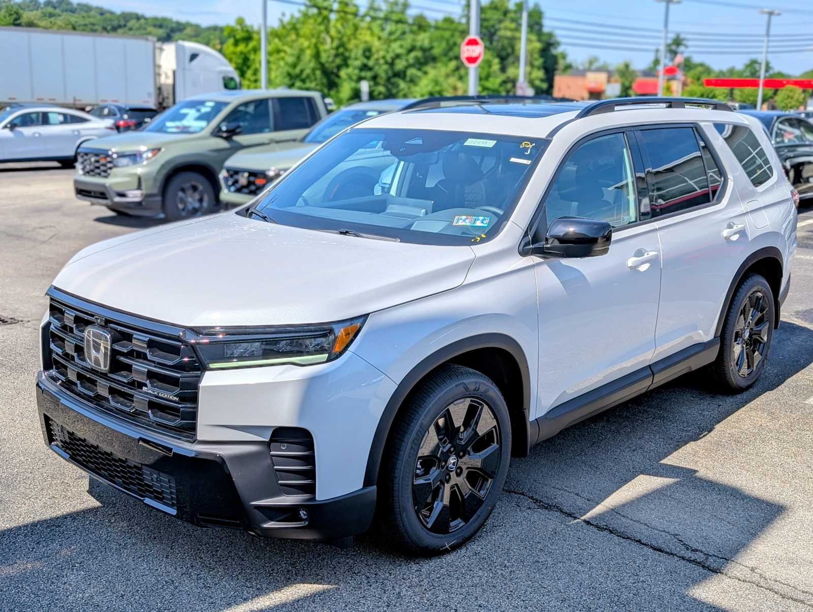 2026 Honda Pilot Black Edition