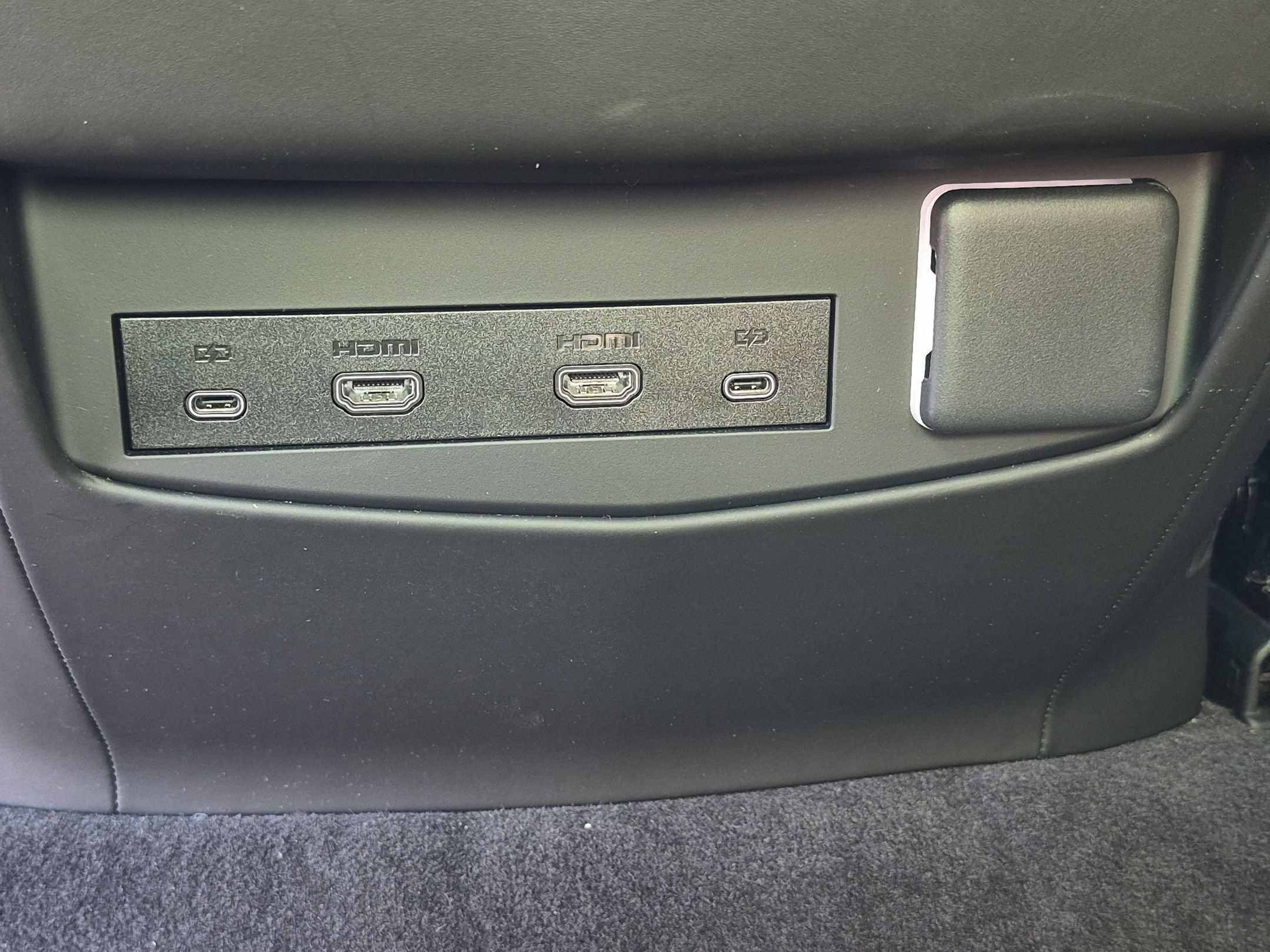 New 2026 Galactic Gray Metallic Cadillac Platinum Sport image 33