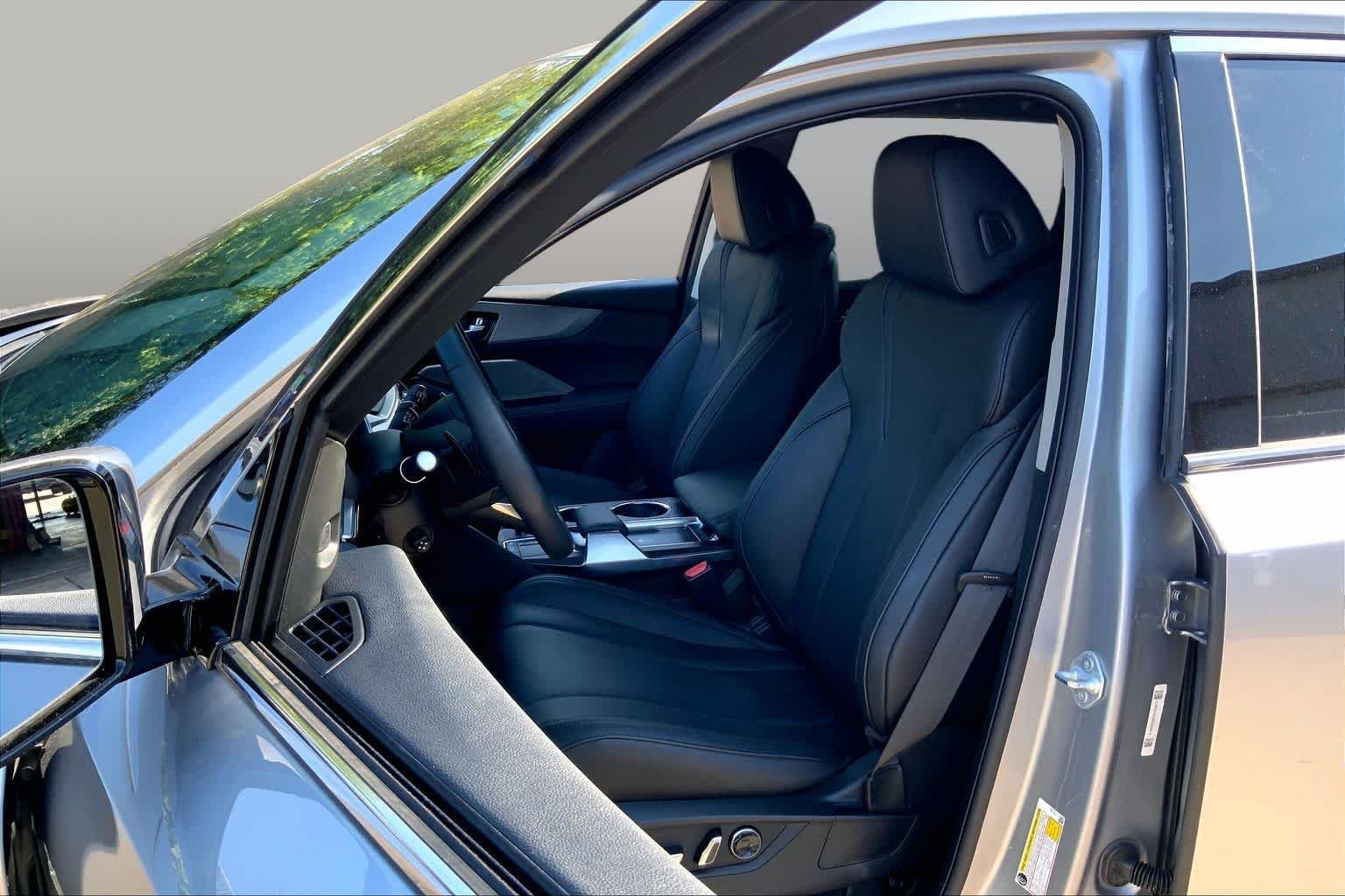 Used 2024 Lunar Silver Metallic Acura  image 8