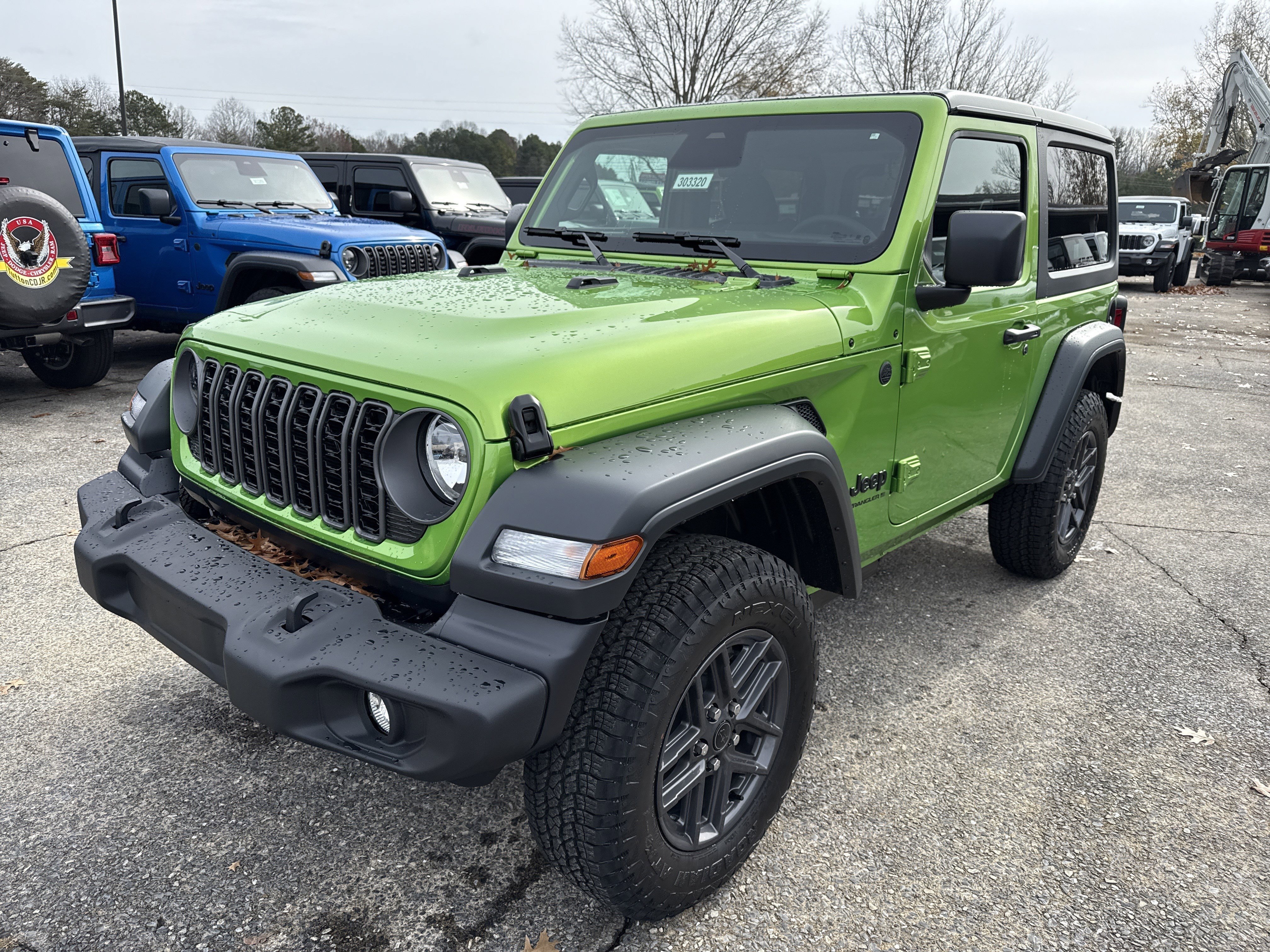 New 2026 Mojito Clearcoat Jeep Sport S image 3