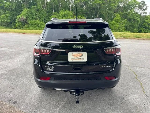 Used 2018 Black Jeep Limited image 6
