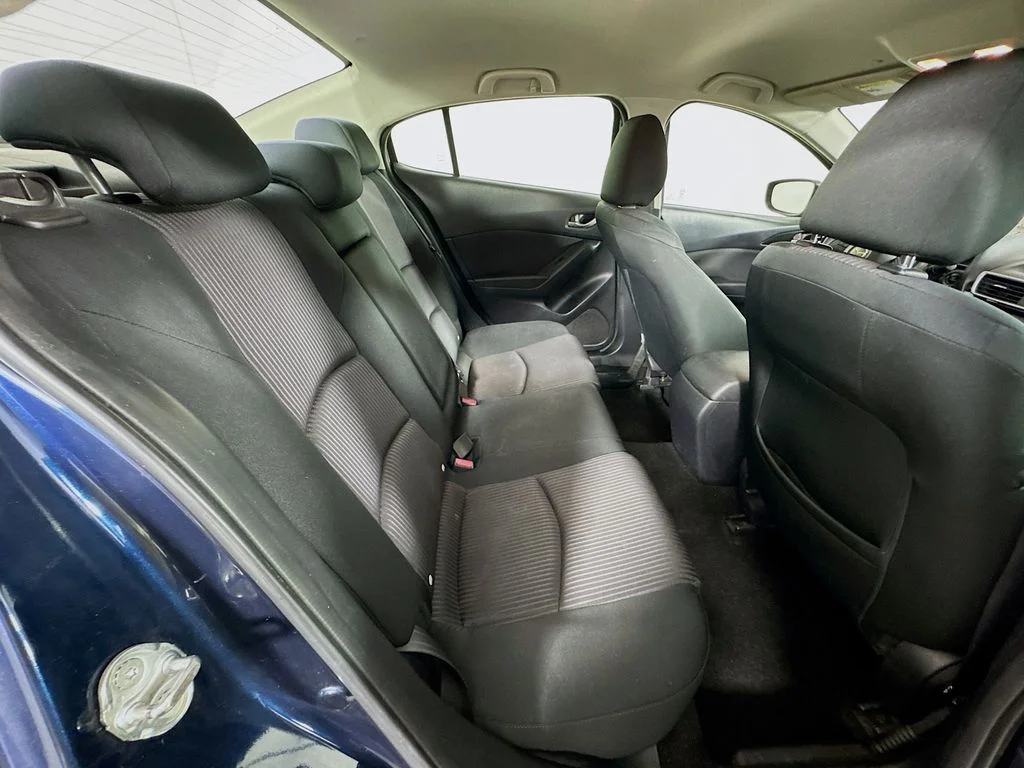 Used 2016 Blue Mazda i Sport image 31