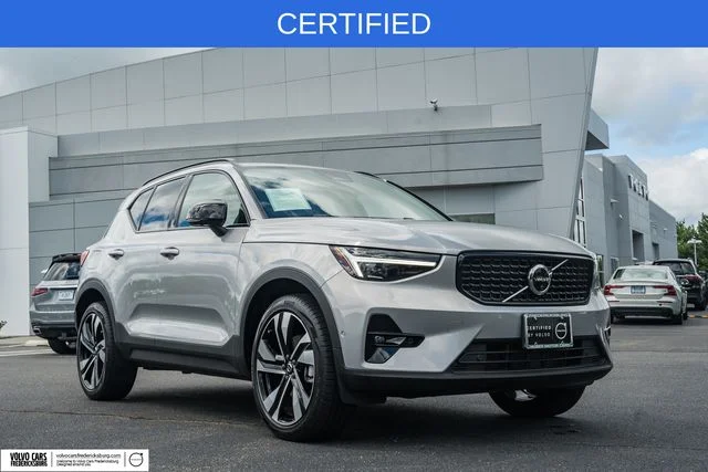 2023 Volvo XC40