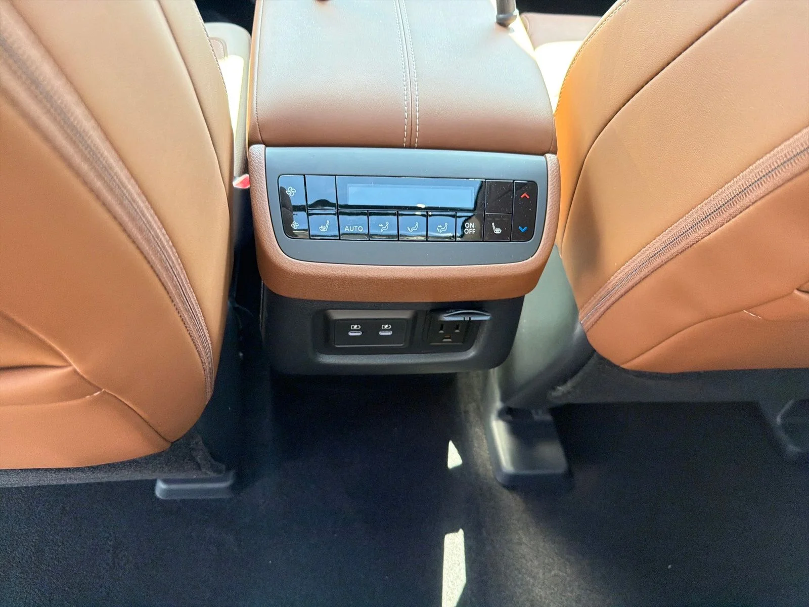 New 2026 Nissan Pathfinder Platinum 4D Sport Utility