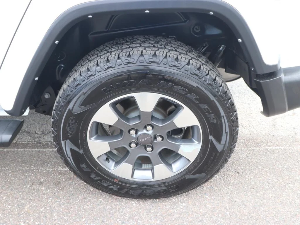 Certified Used 2023 White Jeep Sahara image 16