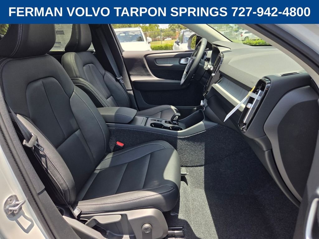New 2026 Crystal White Volvo Core image 21