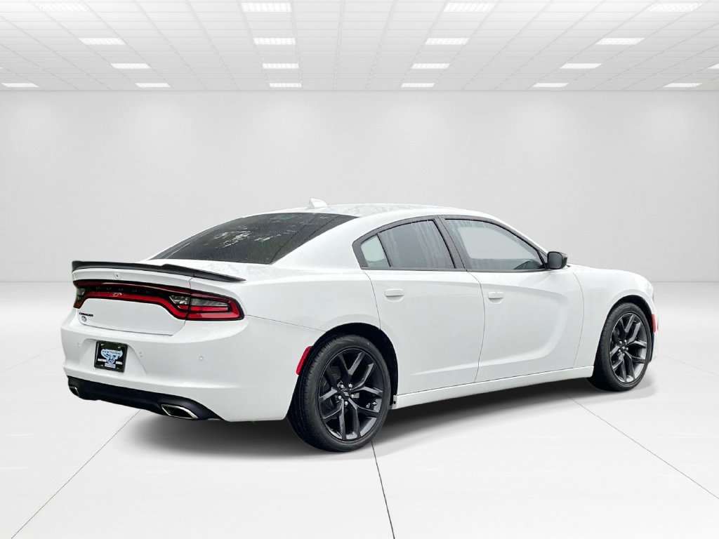 Used 2023 White Dodge SXT image 6