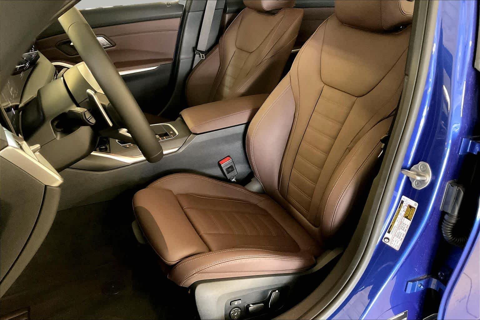 New 2026 Portimao Blue Metallic BMW 330i image 9