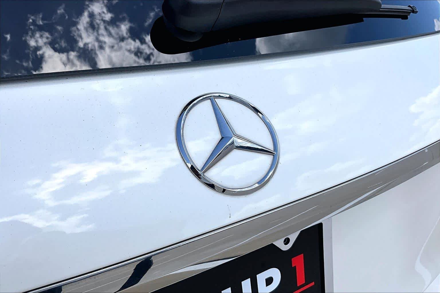 Used 2022 MANUFAKTUR Diamond White Bright Mercedes-Benz GLE 350 image 31