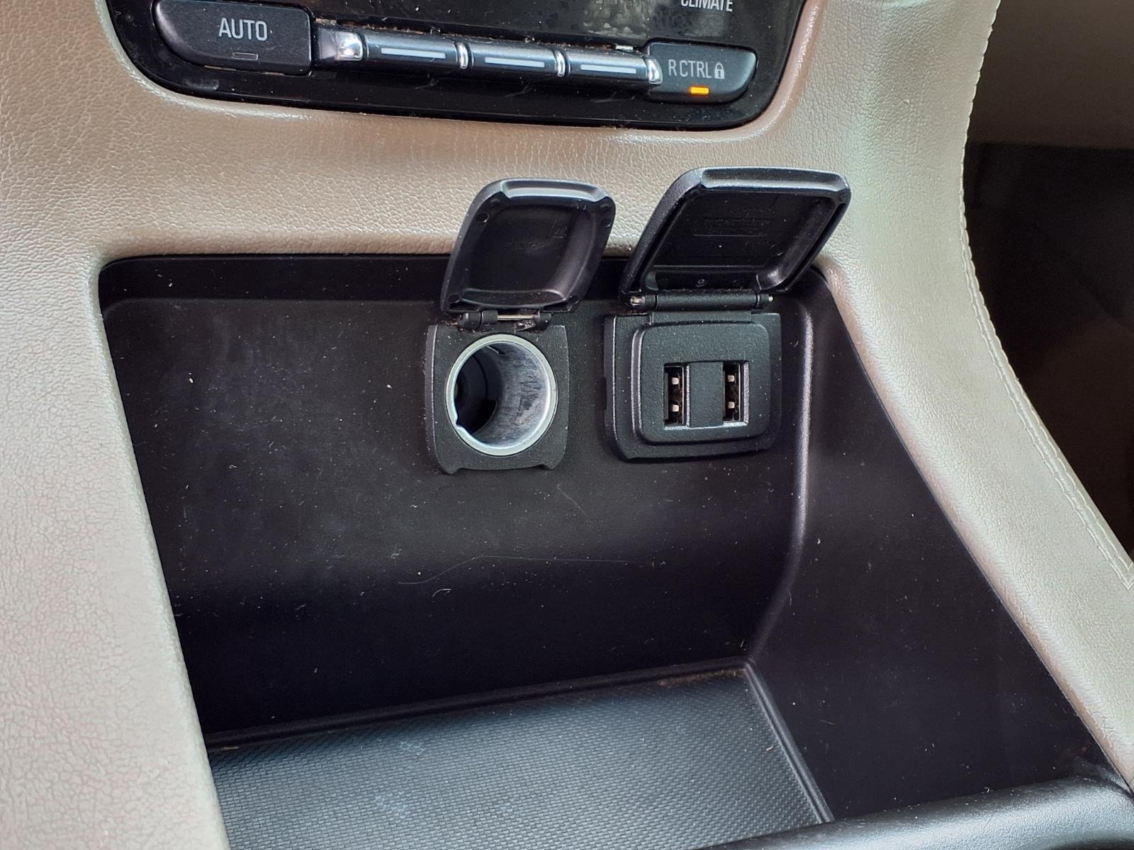 Used 2016 Summit White Chevrolet LS image 6