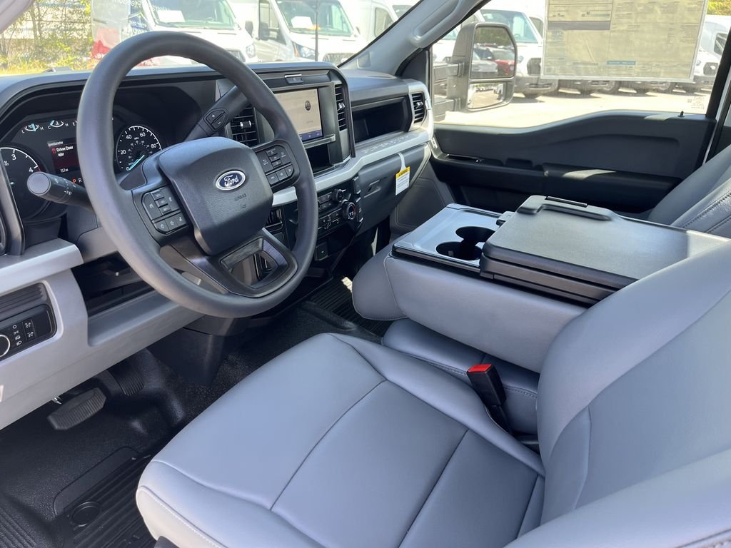 2025 Ford F-250 Super Duty XL - Photo 11