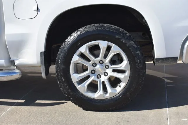 Used 2023 White Chevrolet LTZ image 8