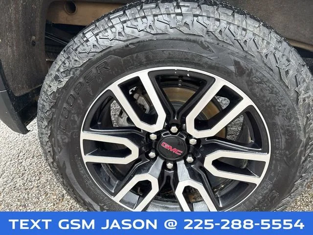 Used 2024 White GMC AT4 image 48