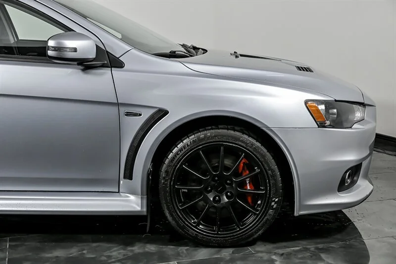 Used 2015 Apex Silver Metallic Mitsubishi GSR-1 OWNER-CLEAN CARFAX! image 14
