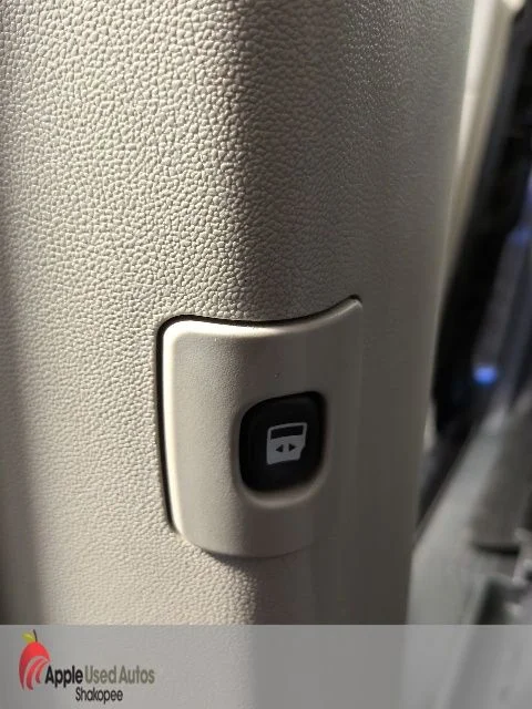 Used 2012 Black Chrysler Limited image 34